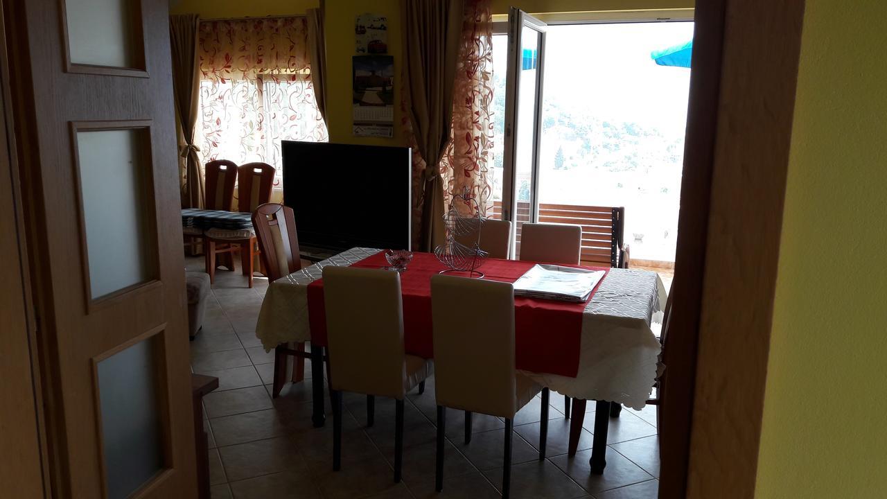 Porodicni Apartman Herceg Novi Exterior foto