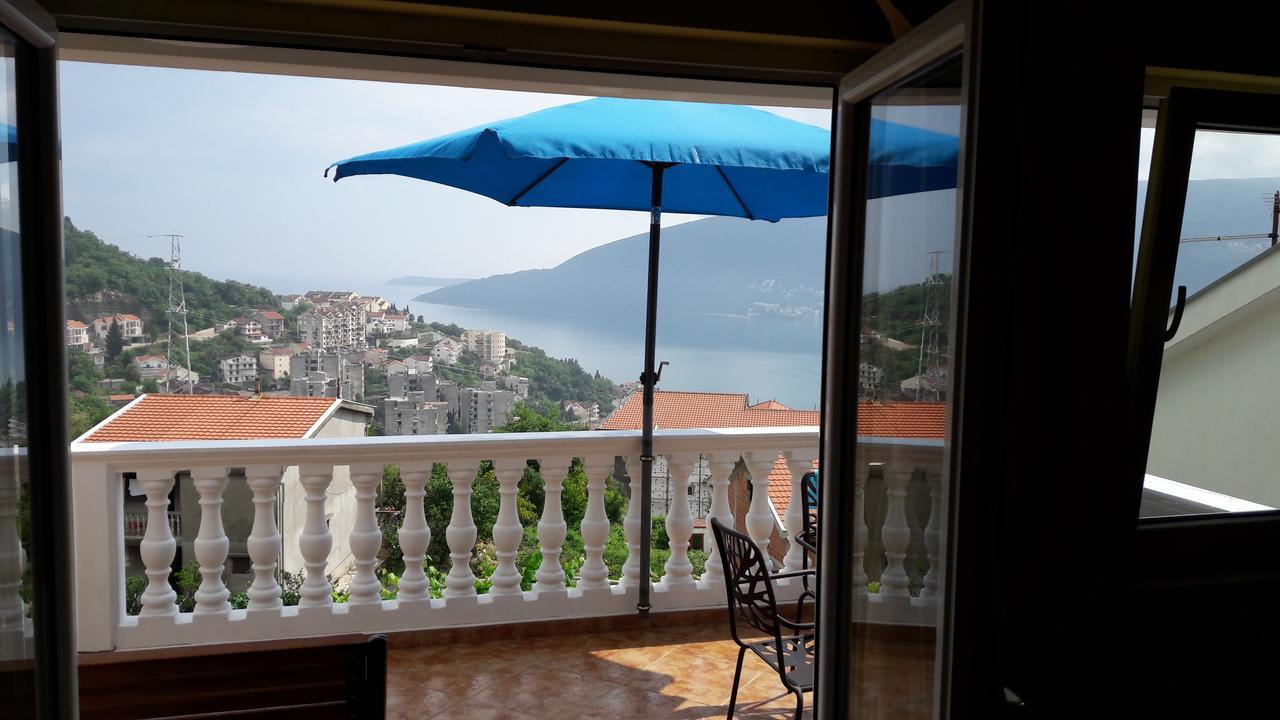 Porodicni Apartman Herceg Novi Exterior foto